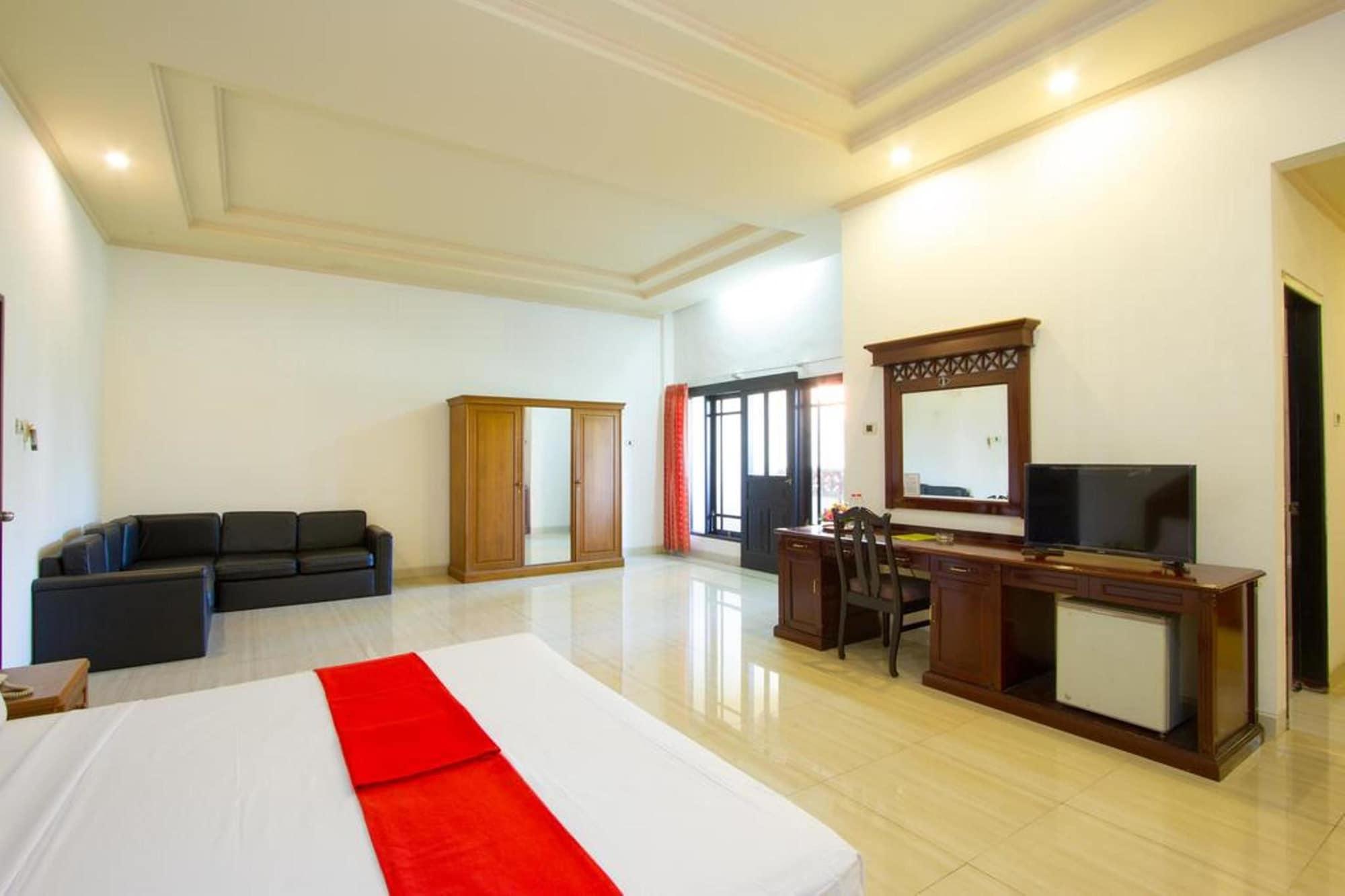 Hotel Oranjje Denpasar  Ngoại thất bức ảnh