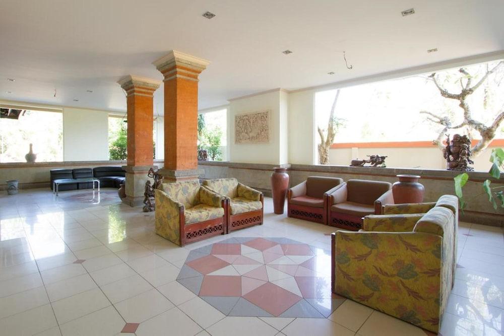Hotel Oranjje Denpasar  Ngoại thất bức ảnh