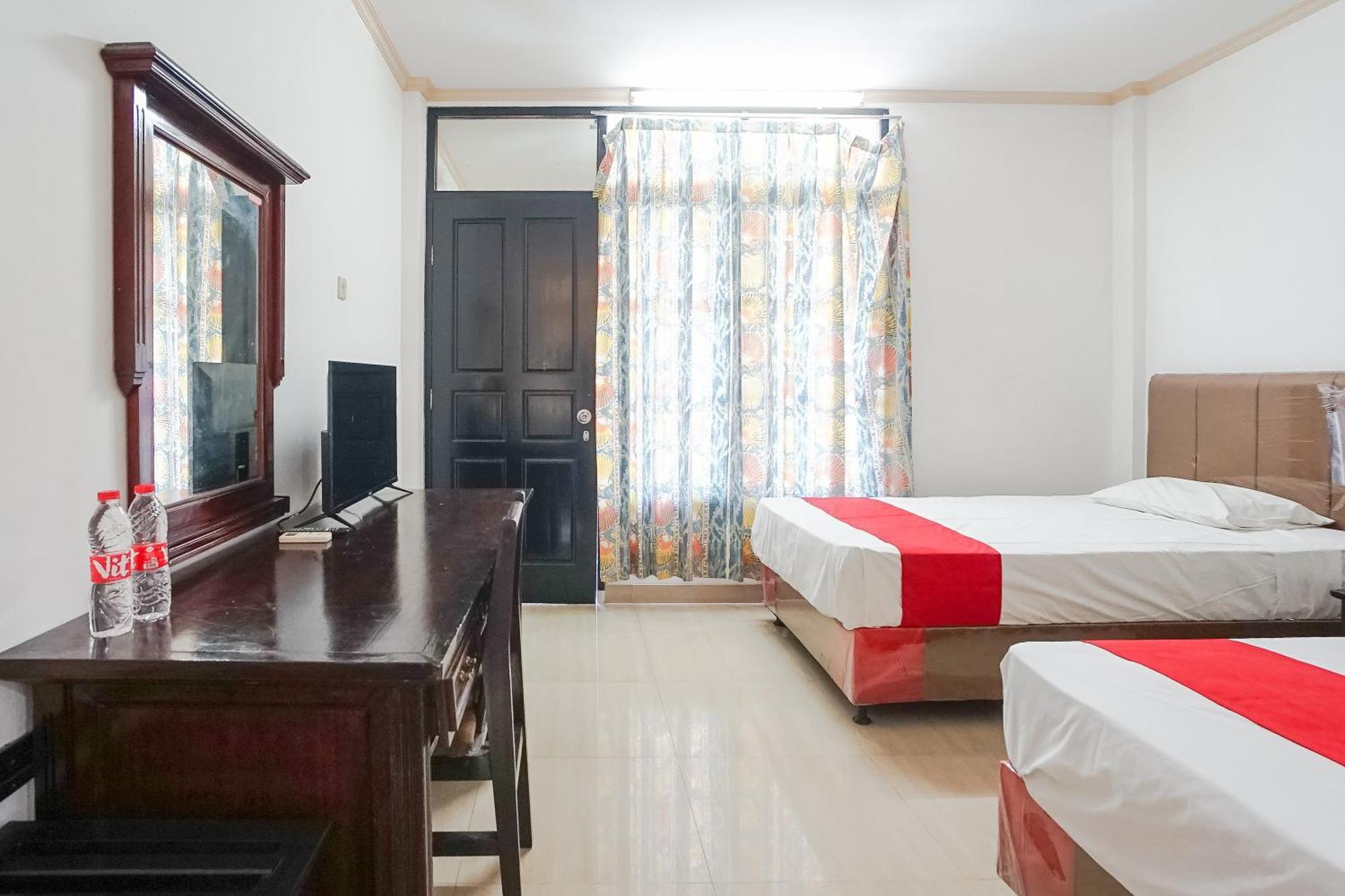 Hotel Oranjje Denpasar  Ngoại thất bức ảnh