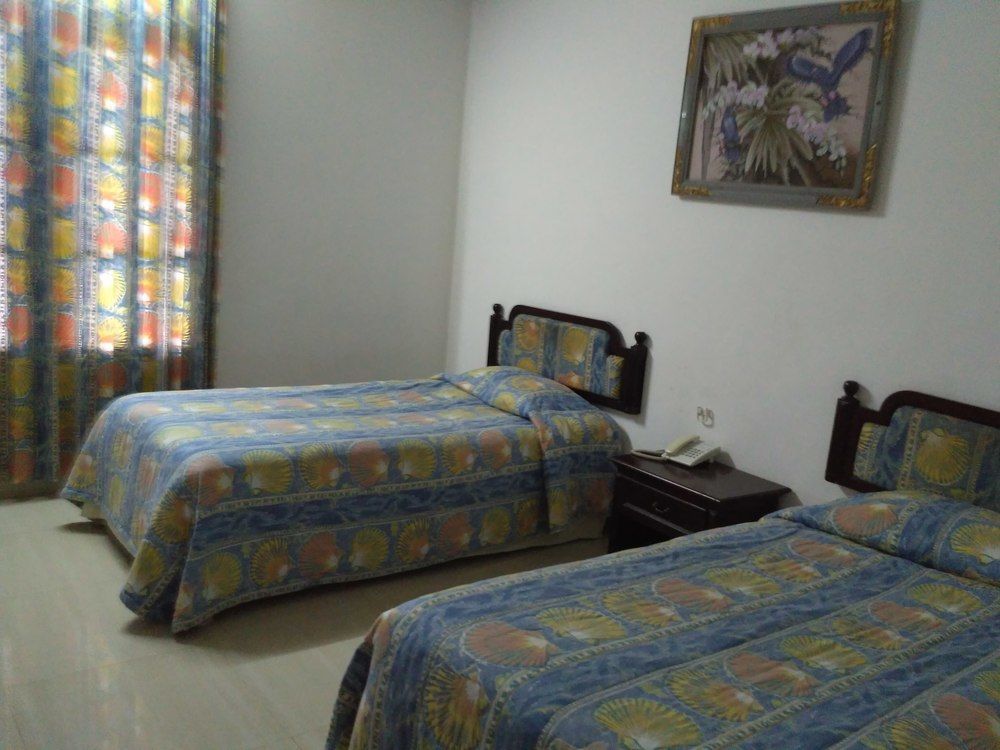 Hotel Oranjje Denpasar  Ngoại thất bức ảnh