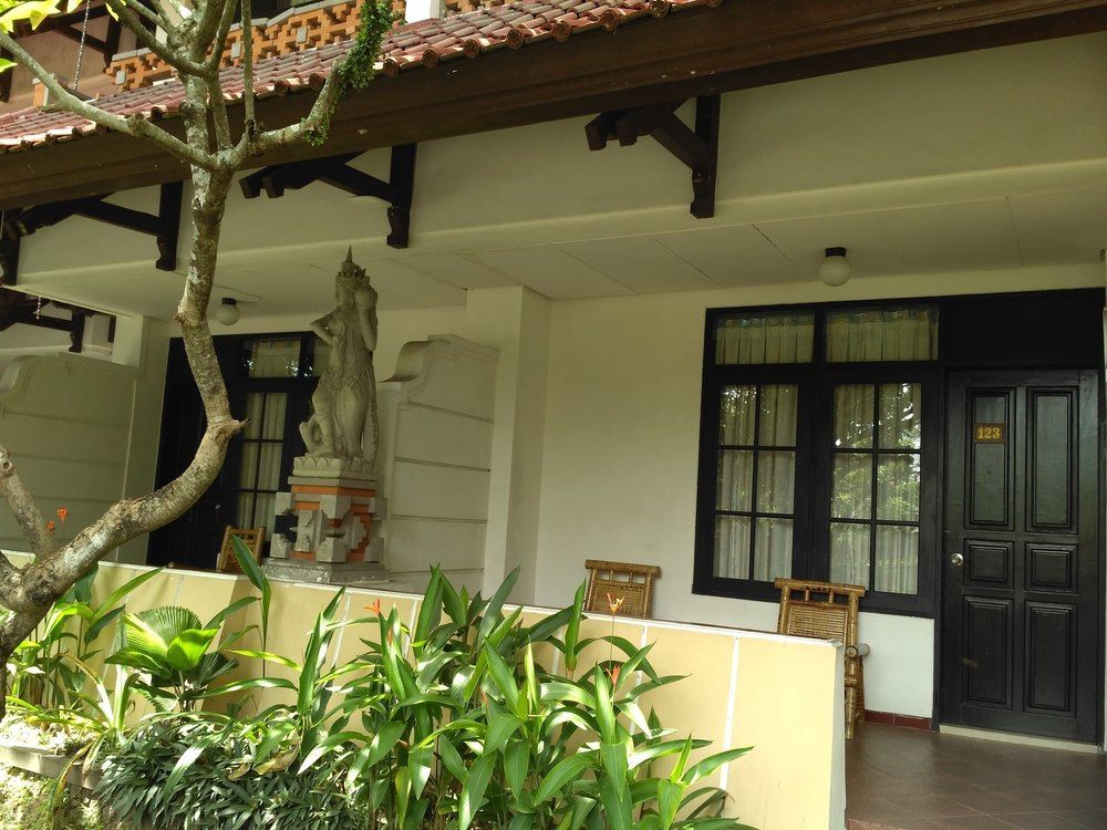 Hotel Oranjje Denpasar  Ngoại thất bức ảnh
