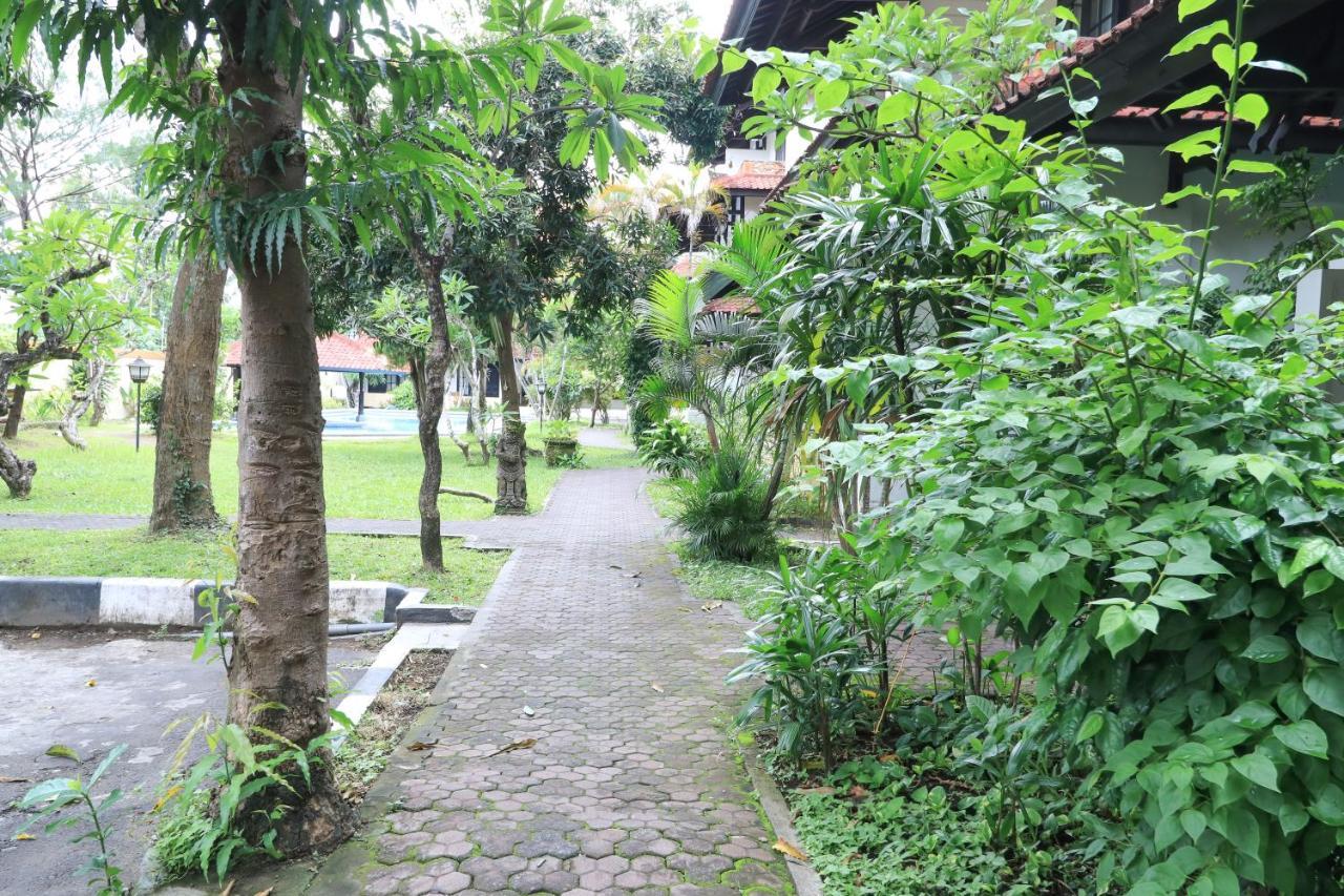 Hotel Oranjje Denpasar  Ngoại thất bức ảnh