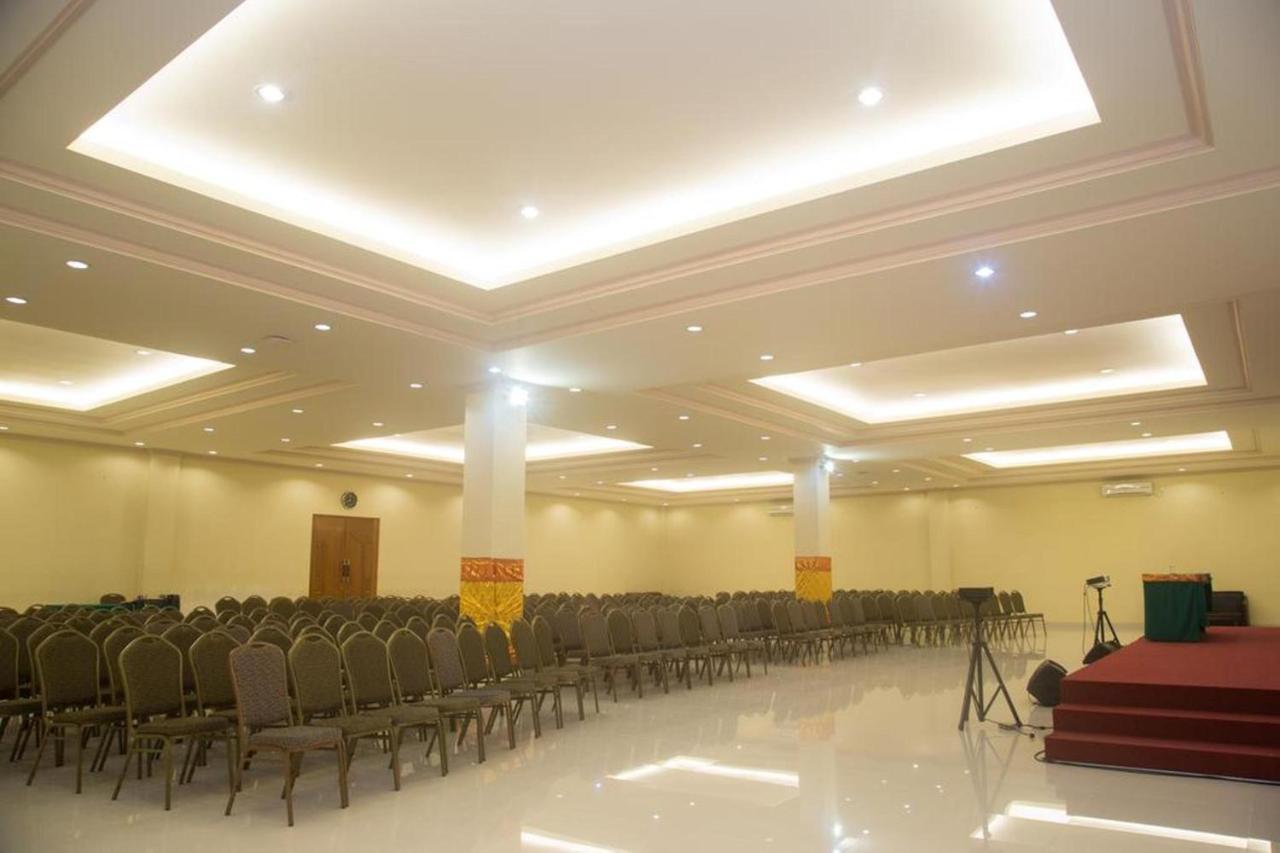 Hotel Oranjje Denpasar  Ngoại thất bức ảnh