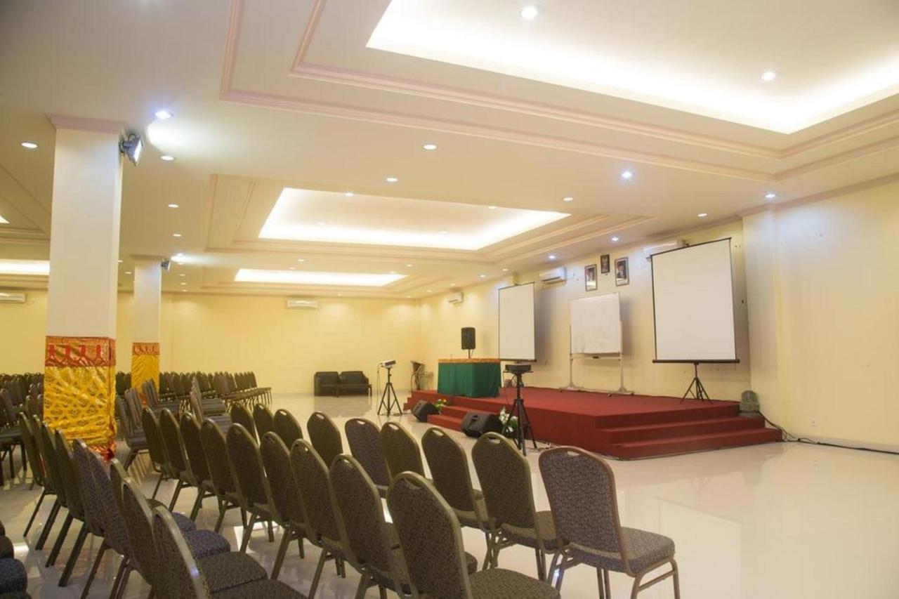 Hotel Oranjje Denpasar  Ngoại thất bức ảnh